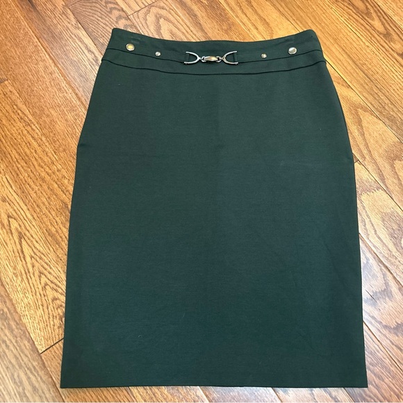 Soho Apparel Classic Dark Green Knit Pencil Skirt - size S - Picture 1 of 7